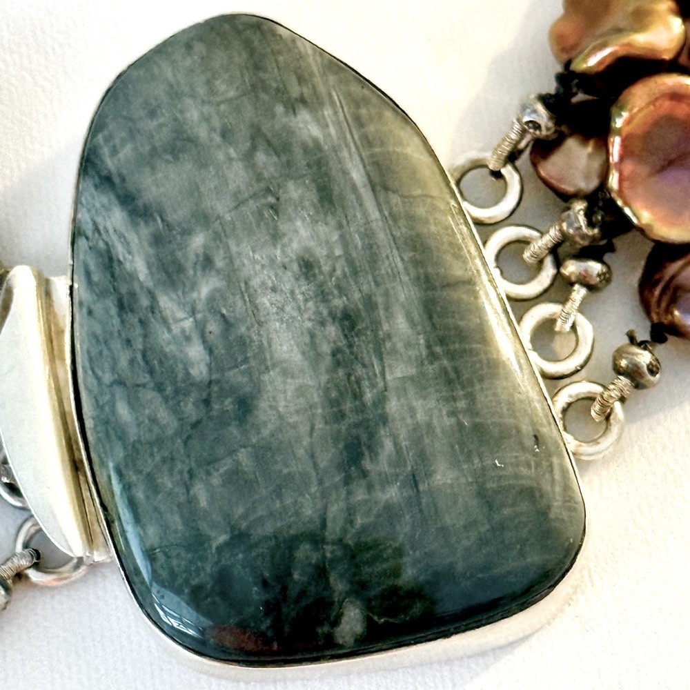 Keshi Pearl necklace with Jasper pendant - Picture 10 of 16